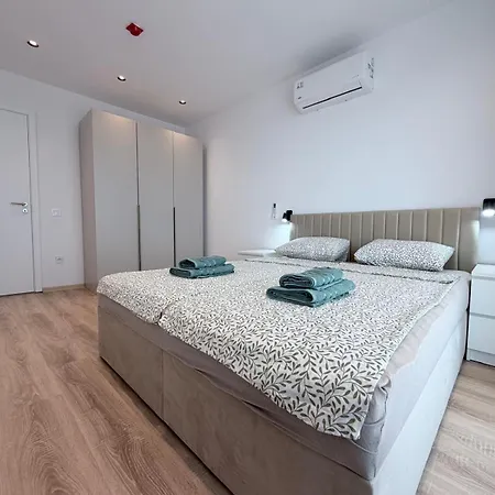 아파트 Luxury Panoramic Sea View 스베티 블라스
